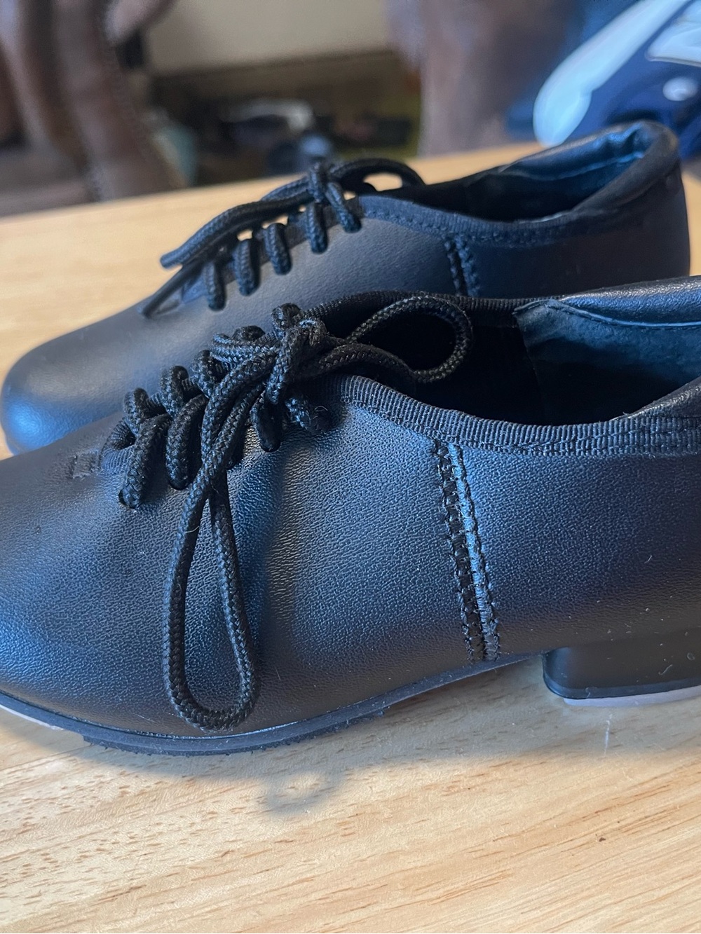 Theatricals Child's Tap Shoes, Size: 8.0  Black